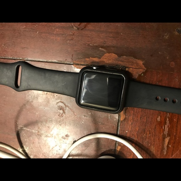 Apple Watch series 3 with cellular data main image 4